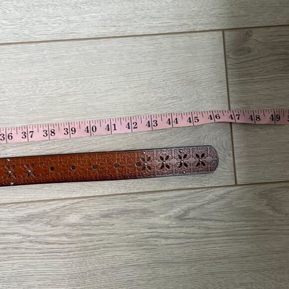 Leather Embossed Studded Cutout Floral Belt Women's Brown Wester Country Casual - Picture 8 of 10